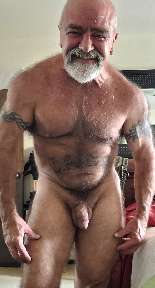 Tank4154's tweet photo. Totally stoked for date night! https://t.co/Xy5wG3D7Fc
