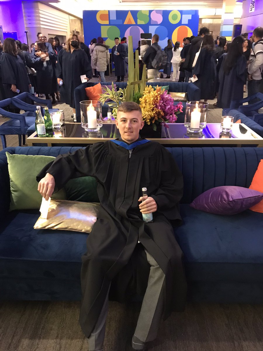 FinTech_Invest's tweet photo. @GBCollege finally we celebrate the #gbclassif2020 convocation celebration. You rock Jacob https://t.co/LIfYtTfbXw