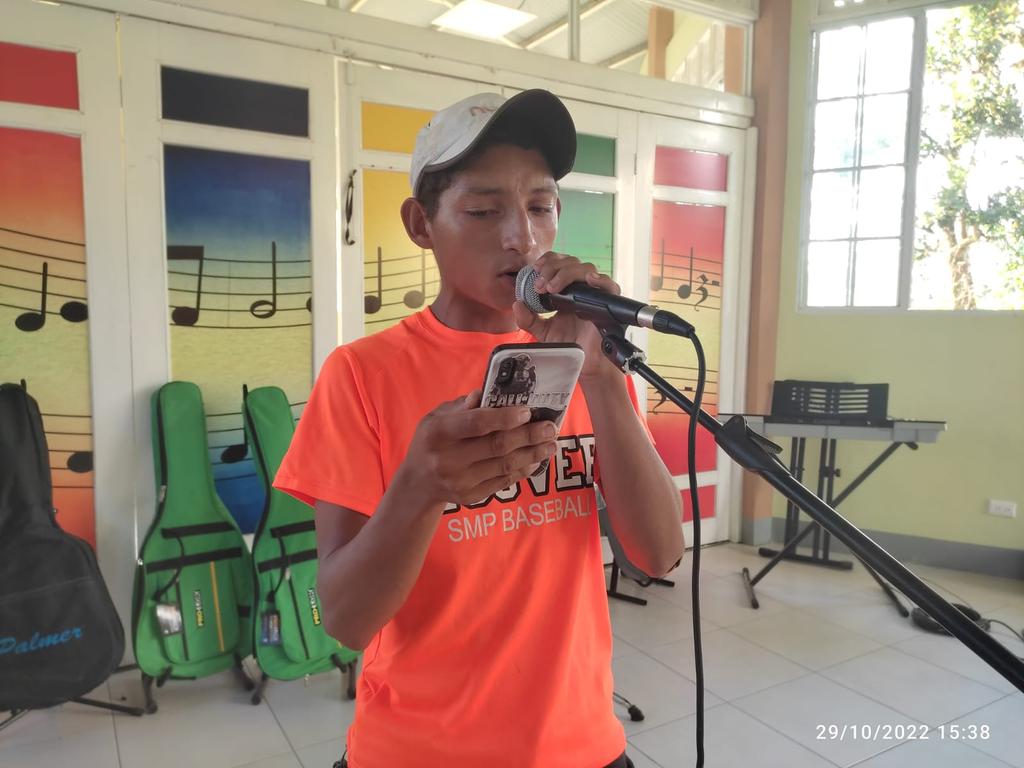 bonanza_red's tweet photo. Movimiento Cultural Leonel Rugama Y Juventud Sandinista 19 de Julio realizó Festival de Talentos en el Centro Cultural Juana Ledezma Luna en Bonanza dónde Jóvenes esta tarde de mostraron su talento todo esto gracias Nuestro Buen Gobierno Sandinista promoviendo la cultura 🗣️🎤👏🏽💃 https://t.co/hgRbOVrKuC