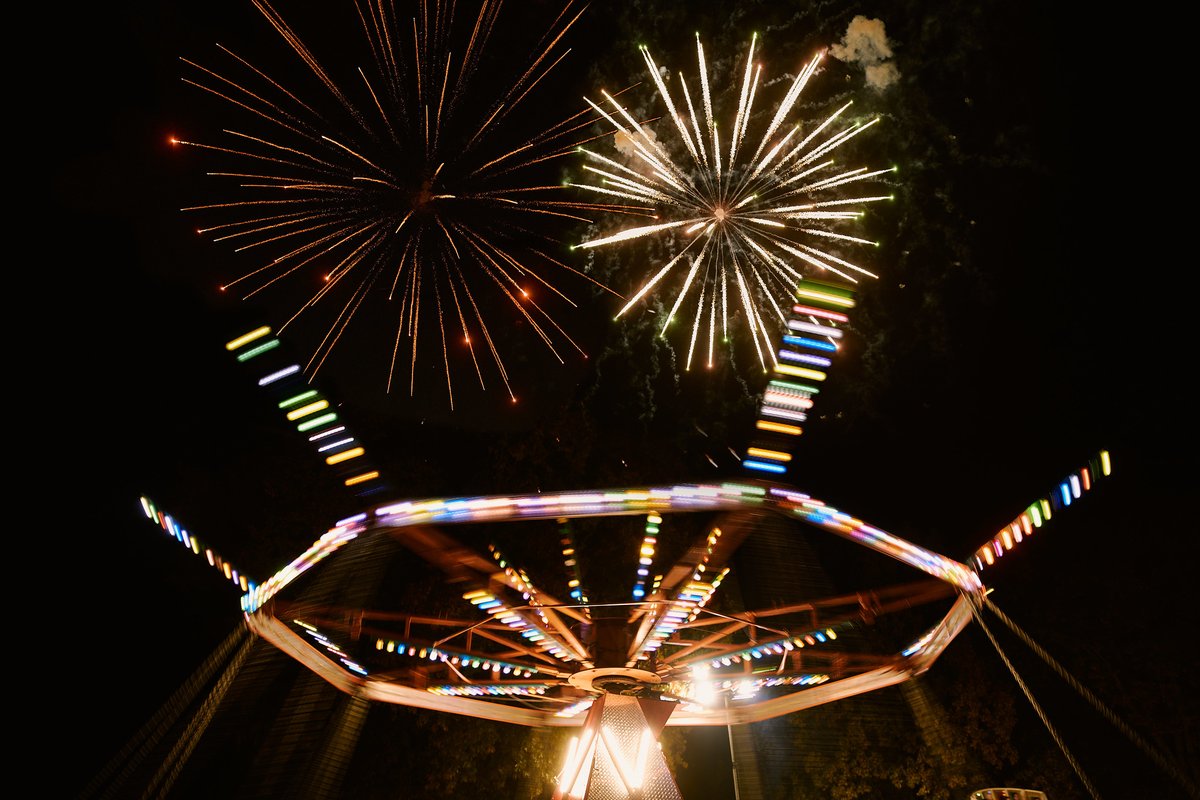 KodyGibby's tweet photo. We had a great time at our first @MBTS Fall Festival last night.
Fun. Food. Friends. FIREWORKS!!! https://t.co/0SNhhPtA6z