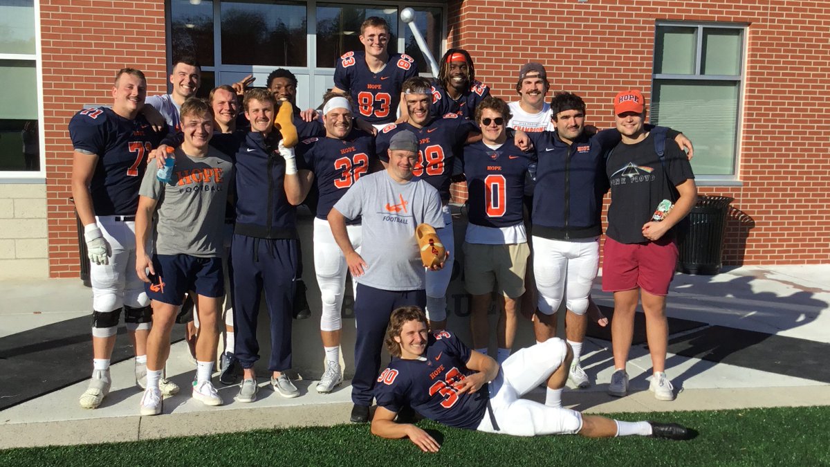 HopeAthletics's tweet photo. RECAP: “It’s hard to put into words, because they’ve meant so much to our program,” head coach Peter Stuursma said of 18 seniors who won their final home game at Ray and Sue Smith Stadium. #StrongandTrue #d3fb

https://t.co/W2m0s3oPi8 https://t.co/14a5C8YIc4