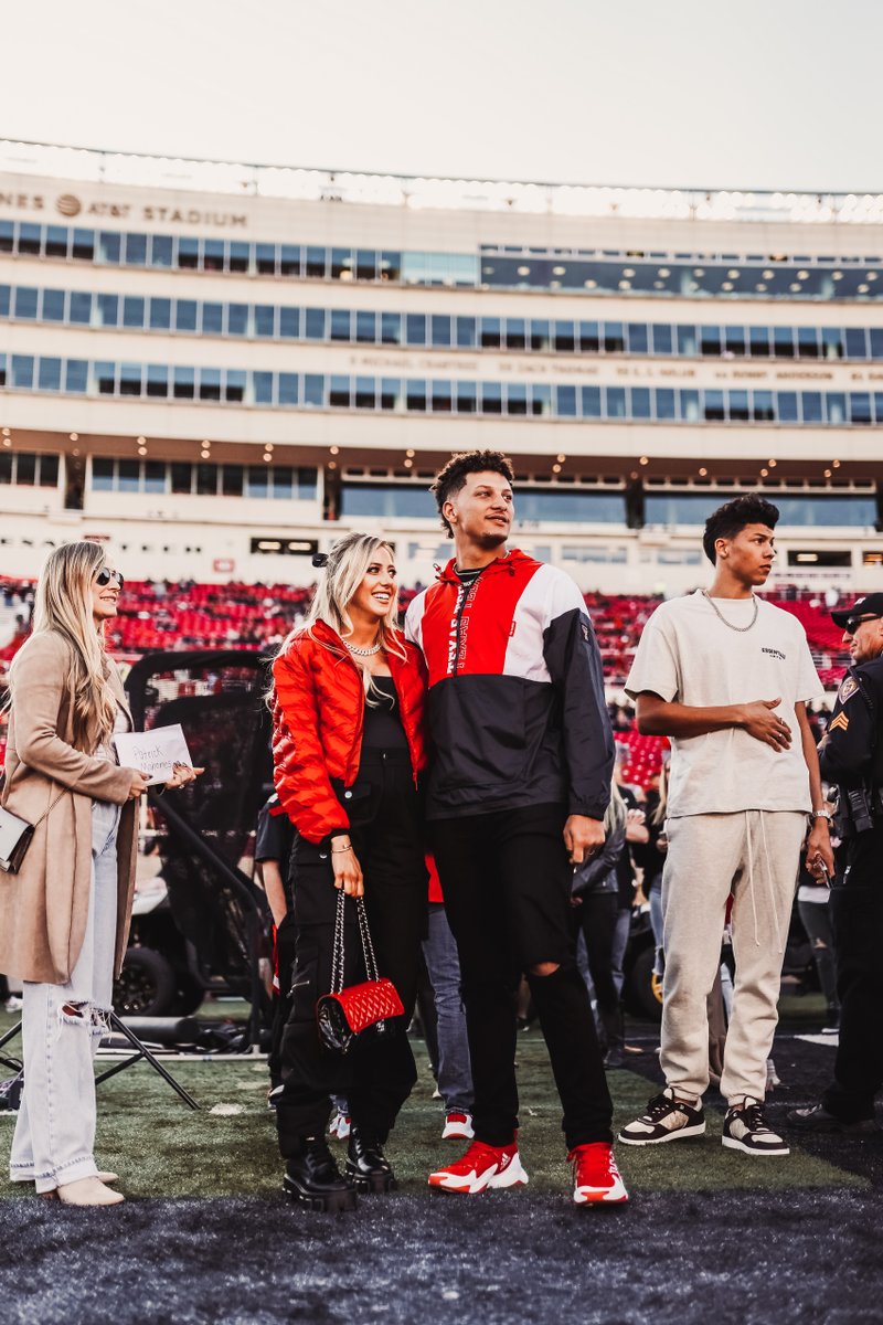TechAthletics's tweet photo. Welcome home. 🏠

#WreckEm | @PatrickMahomes https://t.co/PDoMTCq2Aj
