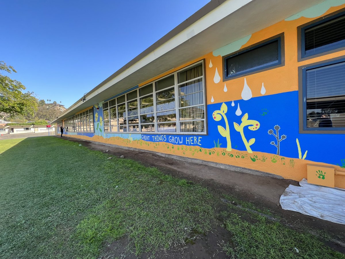 Cajon Valley VAPA (@cajonvapa) on Twitter photo Fun project happening <a href="/AnzaElemCVUSD/">Anza Elementary</a>! I planned and prepared a mural paint party for the Anza staff! Students in every grade will add their handprints to the wall. Thanks <a href="/MsT_counselor/">Brooke Ponder</a> for inviting me out. #greatthingsgrowhere <a href="/CajonValleyUSD/">CajonValleyUSD</a> #youbelong Fun project happening <a href="/AnzaElemCVUSD/">Anza Elementary</a>! I planned and prepared a mural paint party for the Anza staff! Students in every grade will add their handprints to the wall. Thanks <a href="/MsT_counselor/">Brooke Ponder</a> for inviting me out. #greatthingsgrowhere <a href="/CajonValleyUSD/">CajonValleyUSD</a> #youbelong