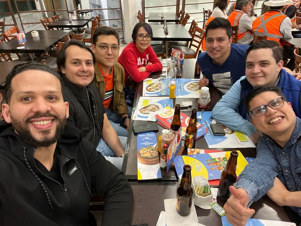 flmartinezma's tweet photo. Begining the amazing experience at #SIDI2022 in Guadalajara, México. This is part of the interventional radiology team of the General Hospital of Mexico #HGM #SIDI #SIDI2022 #IRad #ir #interventionalradiology #interventionalteam #MedTwitter https://t.co/vlJ8vIrYvE