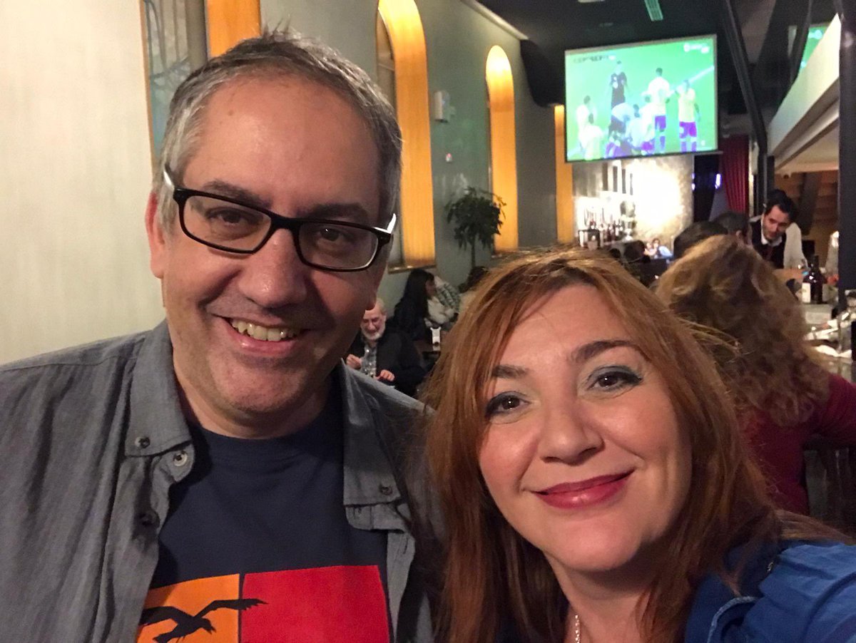11 años después de trabajar juntos en mi cortometraje ‘Bohemia’ nos hemos reencontrado en Valladolid donde la actriz <a href="/cototriz/">beatrizcotobal</a> ha venido a presentar #LasGentiles en la sección Spanish Cinema de #67seminci💋. ¡Qué sigan los éxitos!