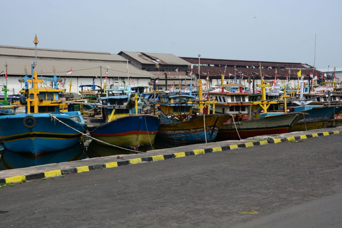 reffratria's tweet photo. Pelabuhan Tanjung Tembaga Probolinggo

#weloveprobolinggo
#welovecities 
#dpuprpkpkotaprobolinggo https://t.co/jNHBLrgXUZ