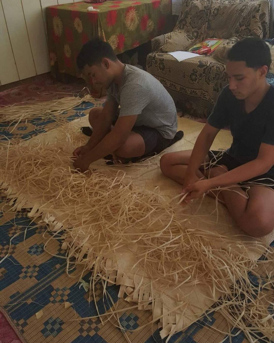 Me and my bestfriend weaving for F7 tuition money 2018 in Tonga and now we are both final year students at different university. Grateful ❤