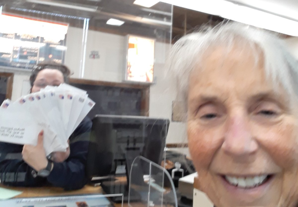 EBikes4Every1's tweet photo. .@votefwd #TheBigSend
At the post office, a kind and wonderful postal worker held up some of the 120 letters I wrote to registered voters in 3 states urging them to get to the polls and #VOTE https://t.co/XpH1qMdxu2