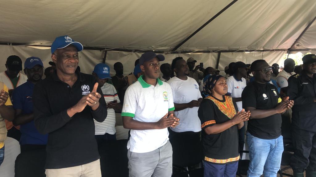 SCACI_UR_Huye1's tweet photo. @SCACI_UR_Huye1 twifatanyije nakarere ka @HuyeDistrict n'abaturage bo mu murenge wa @ruhashya na  @DUSAF12 ndetse na @unicefrw  mumuganda usoza ukwezi k'ukwakira mugikorwa cyo gutera ibiti bivangwa n'imyaka! Twatanze yo ubutumwa bwo kurwanya Ruswa n'akarenga https://t.co/OZZAuyweHD
