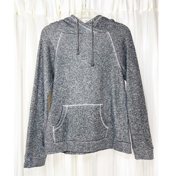 PoshingBySami's tweet photo. So good I had to share! Check out all the items I'm loving on @Poshmarkapp #poshmark #fashion #style #shopmycloset #89thmadison #fortherepublic #derekheart: https://t.co/XKRv09LY8f https://t.co/rBo2jiNV8T