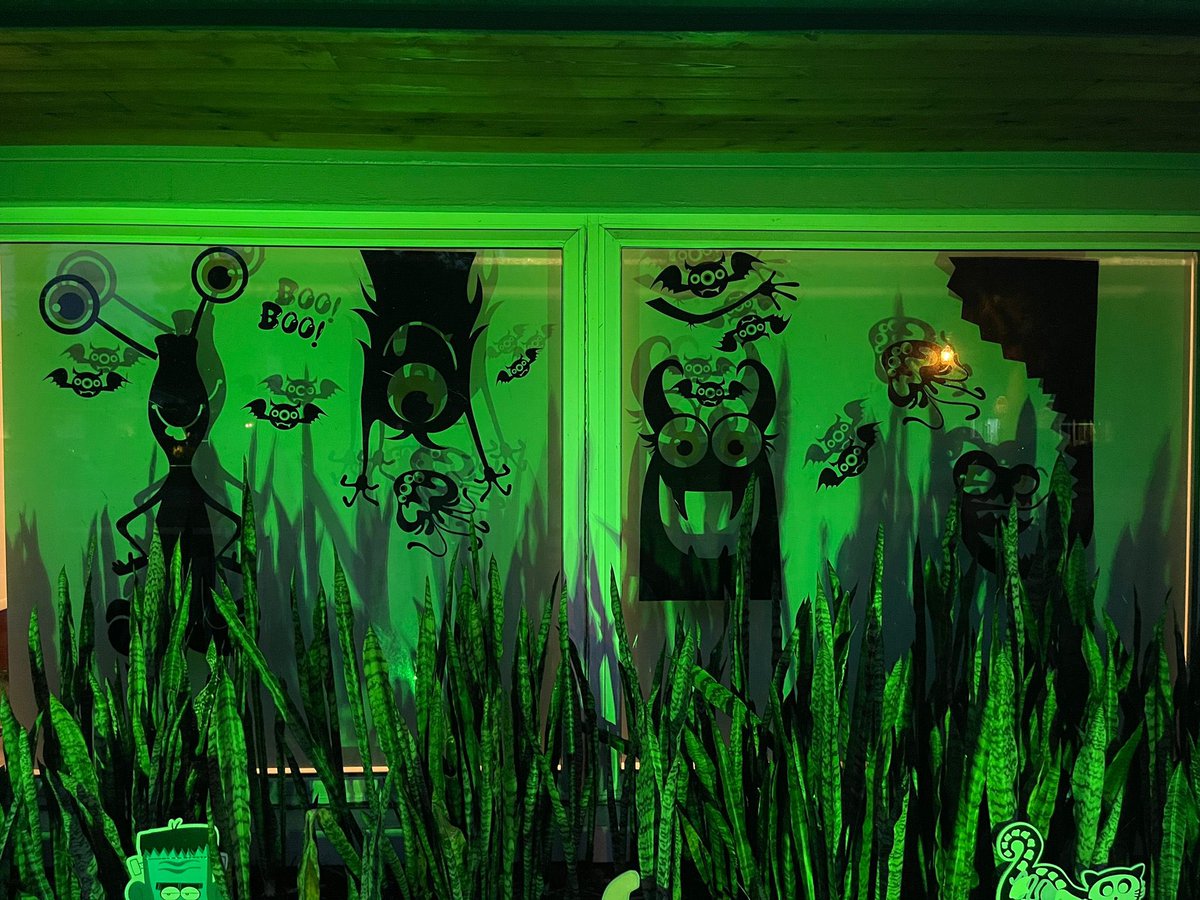 Abigail Mac on Twitter "Zac decorated the windows for the trick or
