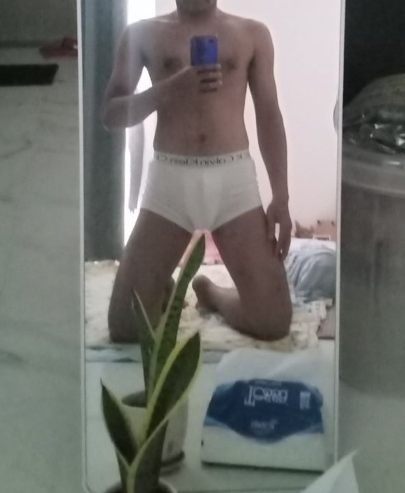 ក្រតូចហ្នឹង តែអូនថាឡើងម៉ាឆ្អល់អួលហូរទឹកភ្នែក ១យប់បុកអូនម៉ាកប់ក្តដល់៧ដង មុនងូតទឹកទៅធ្វើការបុកអូនតាមមាត់ឲ្យស៉ីក្តបងលើលីអូចេញទឹកក្តហើយទៅធ្វើការ