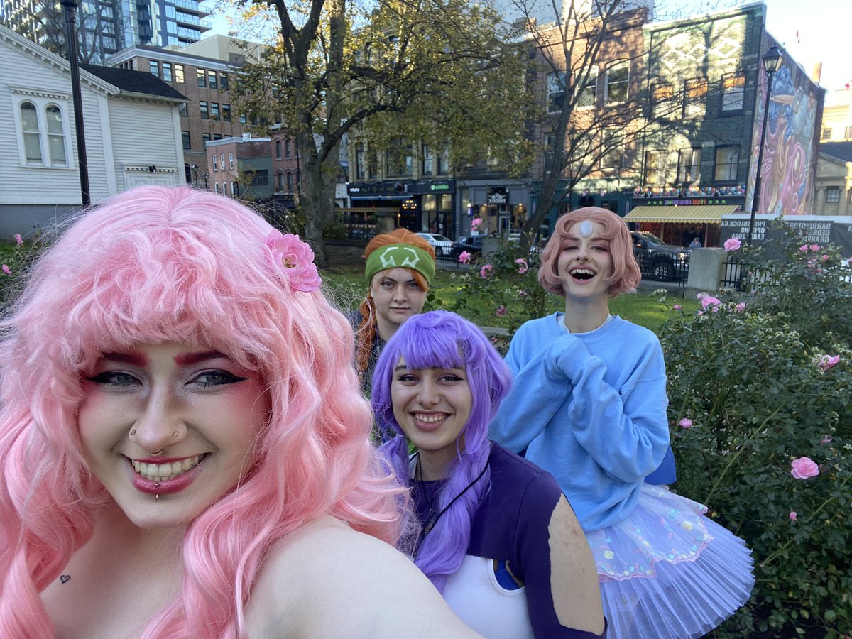 tenhotmen's tweet image. #halcon2022 SLAYING THE DAY AWAY