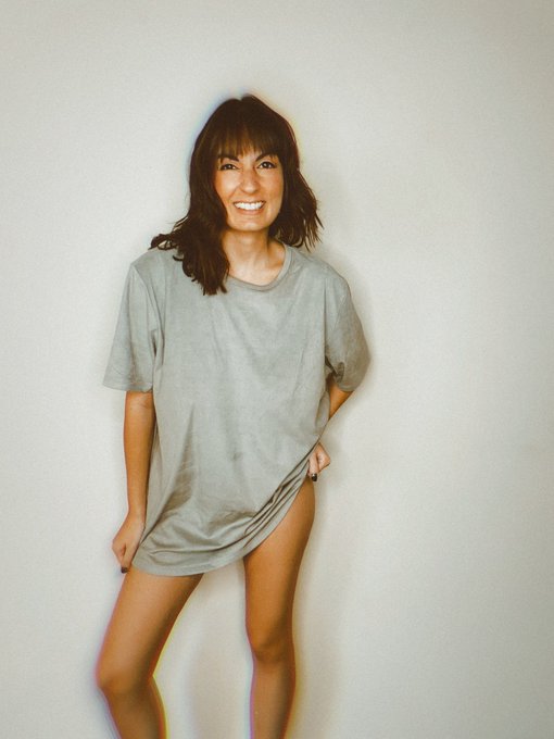 😃 #big #bigshirt #menssection #large @Forever21 https://t.co/a2Lsx09cNo<a href="/tag/big"class="tags">#big</a><a href="/tag/bigshirt"class="tags">#bigshirt</a><a href="/tag/menssection"class="tags">#menssection</a><a href="/tag/large"class="tags">#large</a><a class="tags" target="_blank" title="On Twitter" href="/?out=eyJ0eXAiOiJKV1QiLCJhbGciOiJIUzUxMiJ9.eyJpYXQiOjE3MjA1MTI1MjUsImlzcyI6InR3cG9ybnN0YXJzLmNvbSIsIm5iZiI6MTcyMDUxMjUyNSwiZXhwIjoxNzUyMDQ4NTI1LCJyZWRpcmVjdF91cmwiOiJodHRwczovL3R3aXR0ZXIuY29tL0ZvcmV2ZXIyMSJ9.X58Y7ZqV-xXxGqtMXVWiHt53jQW4nVafWtP6YHLYZNcl_udww0sxqipsUg9ak6OAyZTu4QnUuur3YRGE340fyg">@Forever21</a>