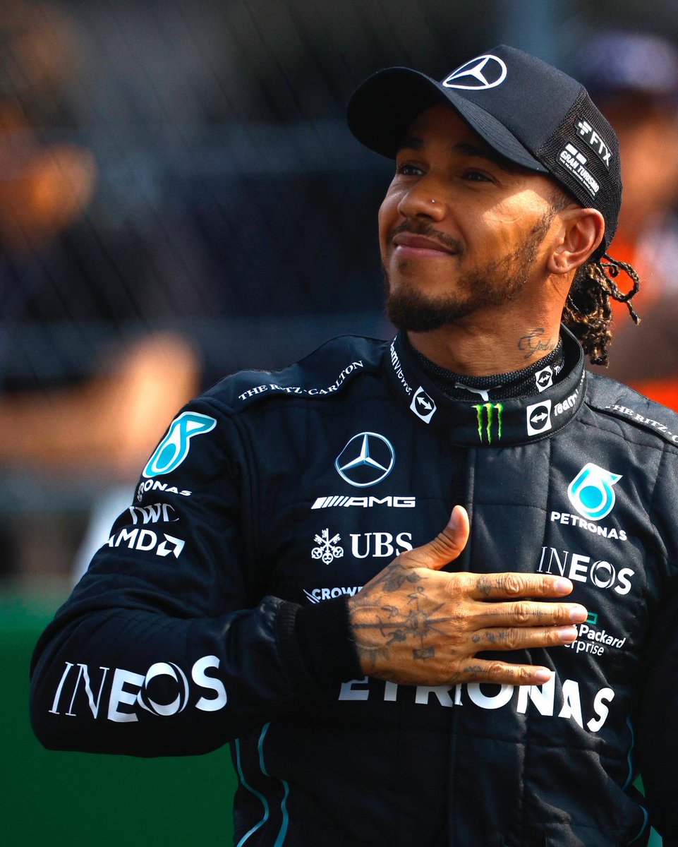 Lewis Hamilton tweet media