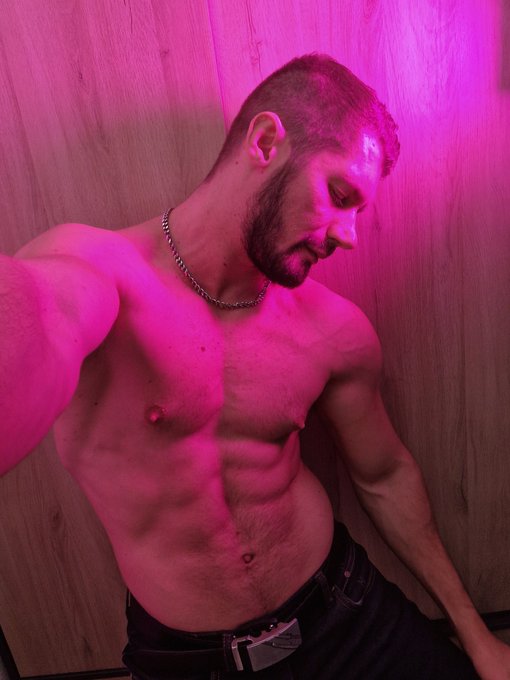 Good night Twitter https://t.co/F3zuF5mD0O