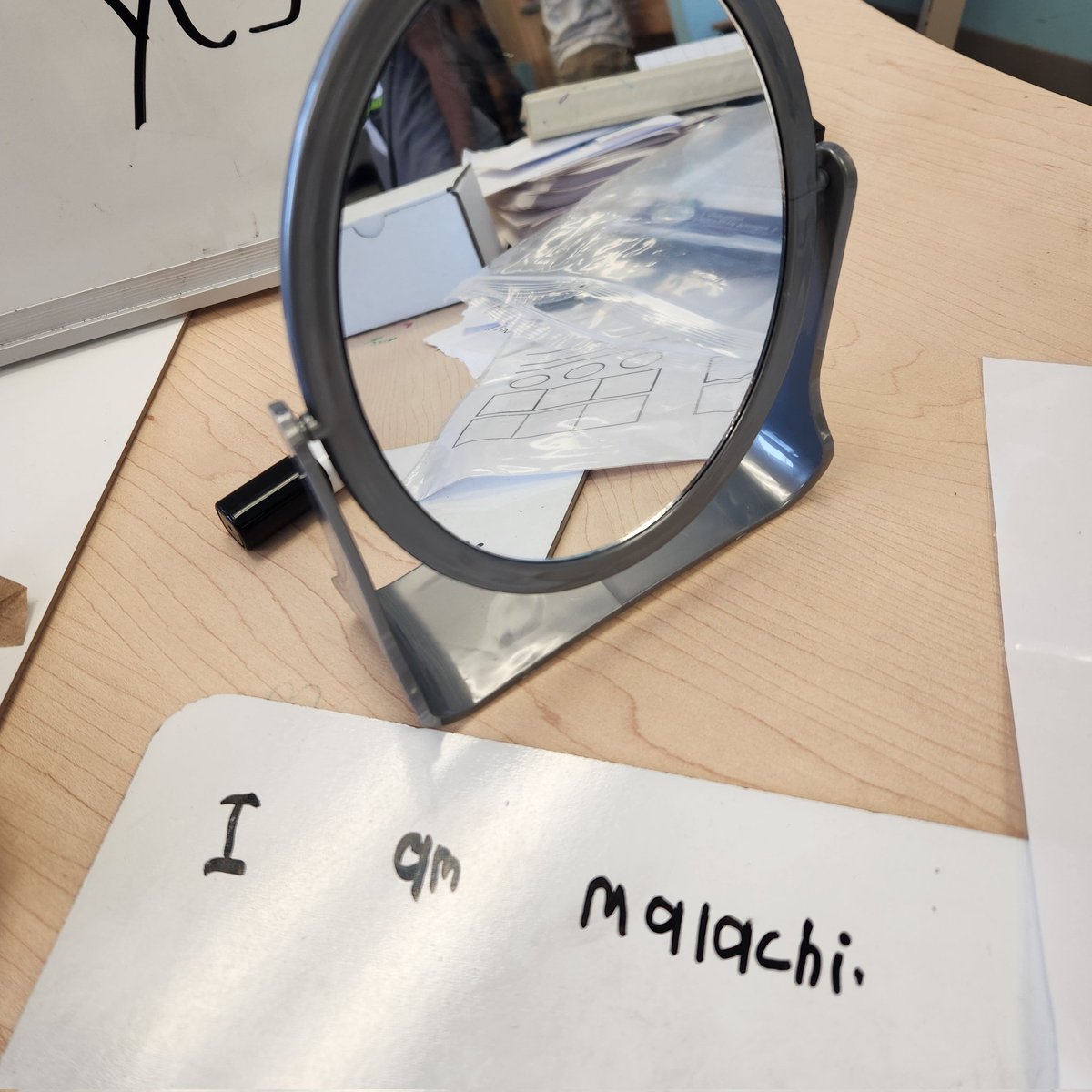 GraceFungOn1's tweet photo. @EarlyYearsTDSB Articulation. The power of mirror, tongue placement and practice.
🔊🔇 No longer "Malathai"
🎺🔊 I am Malachi 🔊🎺
The look on his face when he first made the /k/ sound after trying and trying. 💜 My heart is so full.
#speech #articulation #correcttechnique https://t.co/esAAVHcyQa