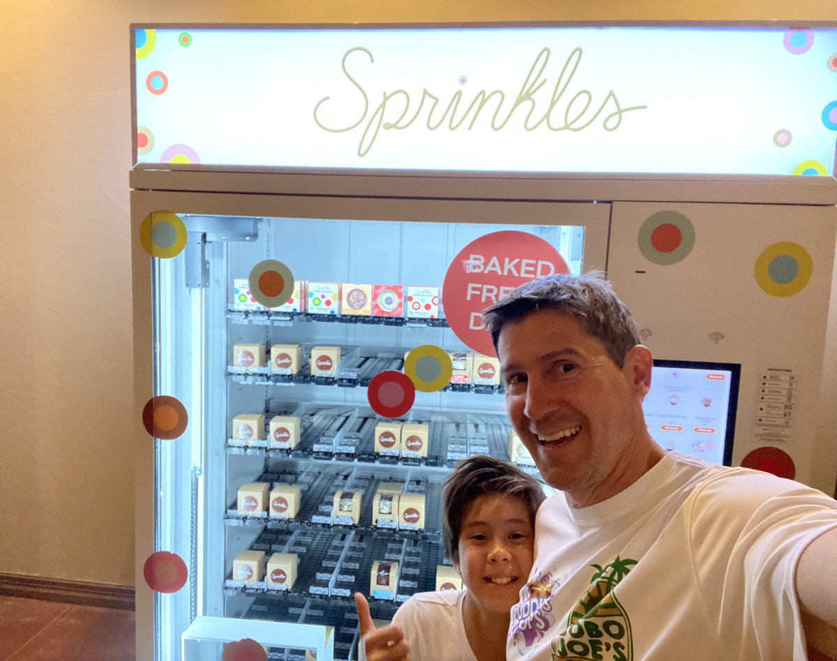 GeraldBanksMD's tweet photo. Sprinkles cupcake vending machine! Perfect snack between sessions at #TAFP ASPCS @TXFamilyDocs https://t.co/mQgaeSpCFw