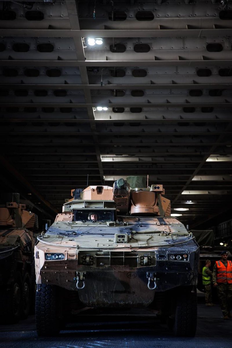 COMD7BDE's tweet image. Integrating Boxer as part of Ex Sea Series. Important activity in achievement of IOC for Boxer australiandefence.com.au/news/boxers-re… Also part of Indo Pacific Endeavour- one Australia’s key regional engagement activities. defence.gov.au/operations/ind…