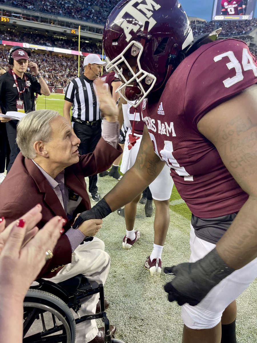 GregAbbott_TX's tweet photo. Great to be in College Station tonight for @AggieFootball’s game against Ole Miss.

#GigEm https://t.co/pLQQEWTDgW