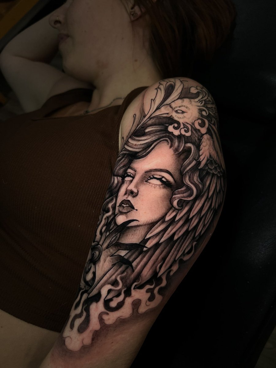 andyrose_tattoo's tweet photo. Todays project 😁 follow my insta @andyrose_tattoo https://t.co/JbiUkMj3rn