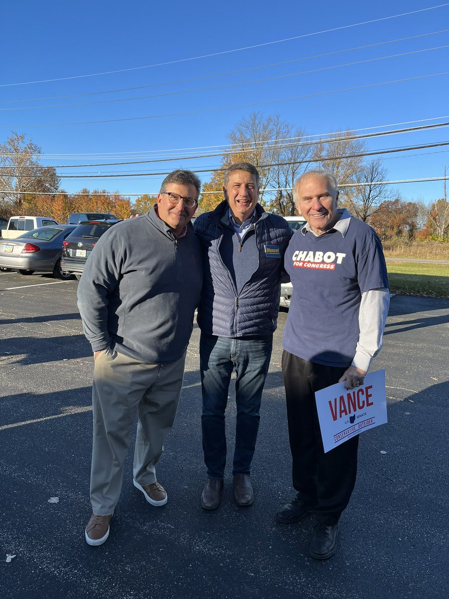 ChrisMonzel's tweet photo. Awesome time this morning kicking off our door knocking in District 28. Thank you @AdamCBird , @SteveChabot , Sharonville Councilmember Glen Lovitt, former Mayor Virgil Lovitt, @ChairmanAlex and my brother-in-law Jay Moore! Thank you all for your help and support! 🇺🇸 https://t.co/4F3vO8yAzK