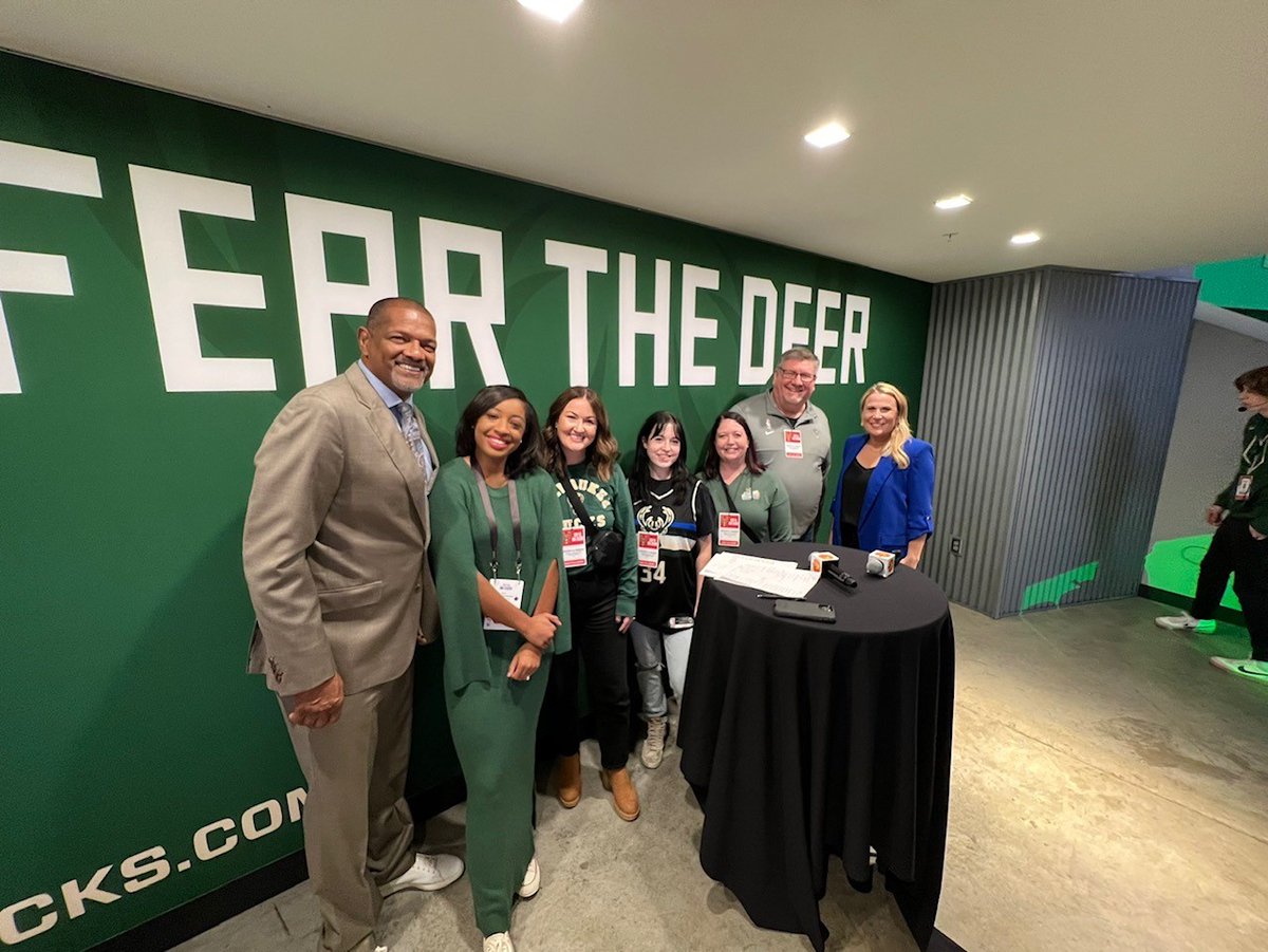 FanDuelSN_WI's tweet photo. The winners of the Bucks broadcast auction had a blast during the pregame! #FearTheDeer https://t.co/bYM7ZmisbV