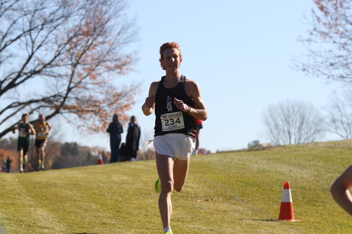 YSUTrackFieldXC 🐧 tweet media