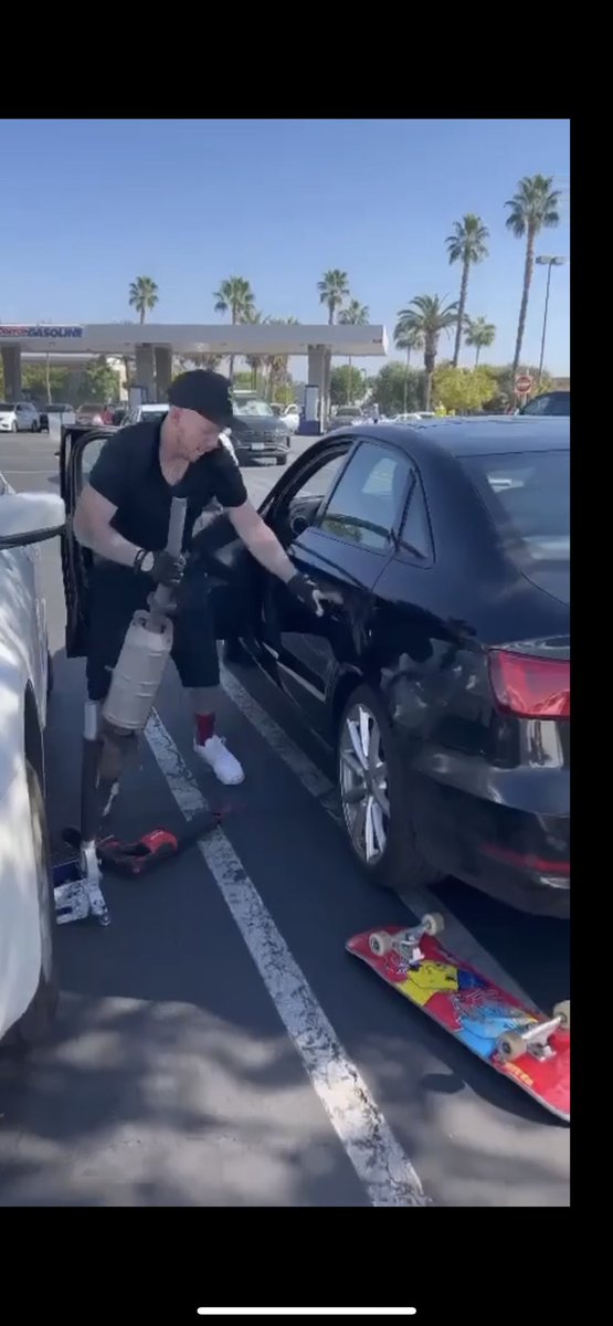 Weezy Smokémon tweet media