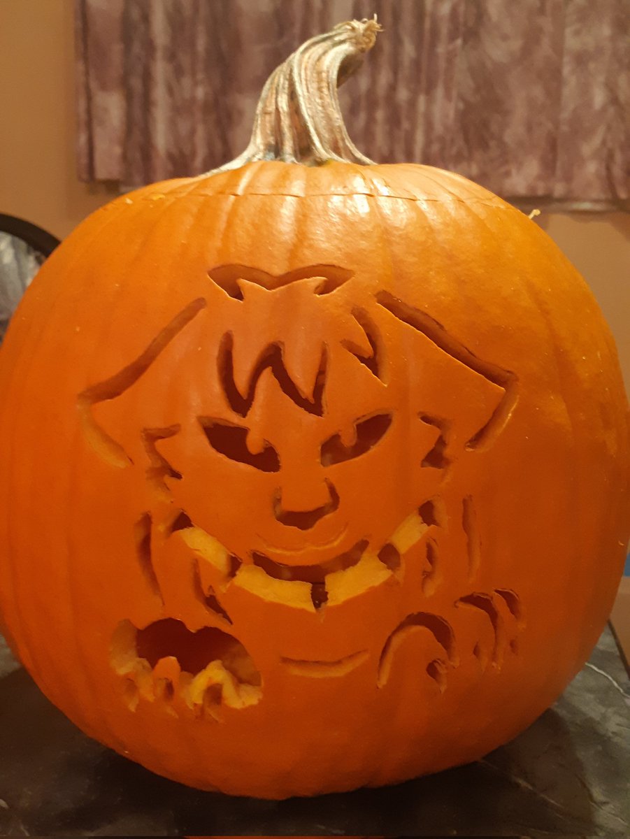 DawnMistCat's tweet photo. Here he is! Scourge pumpkin https://t.co/yw8ApsRCQT