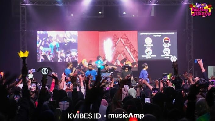 smash_want's tweet photo. SMASH ON STAGE @ FestiVibes Koplo Juseo

[22.10.22]
 
#SMASHonStage
#SMASHBLAST
#SMASHIndonesia
#SMASHatFestiVibes https://t.co/cZ0NvhcL7C