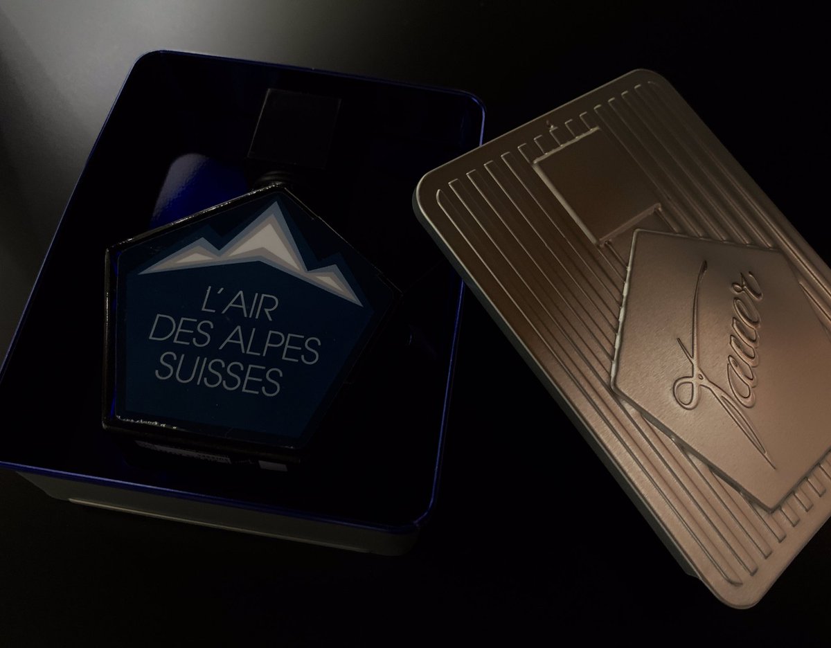 Tauer Perfumes｜レール デザルプス スイス 折り重なる山々からハーブ