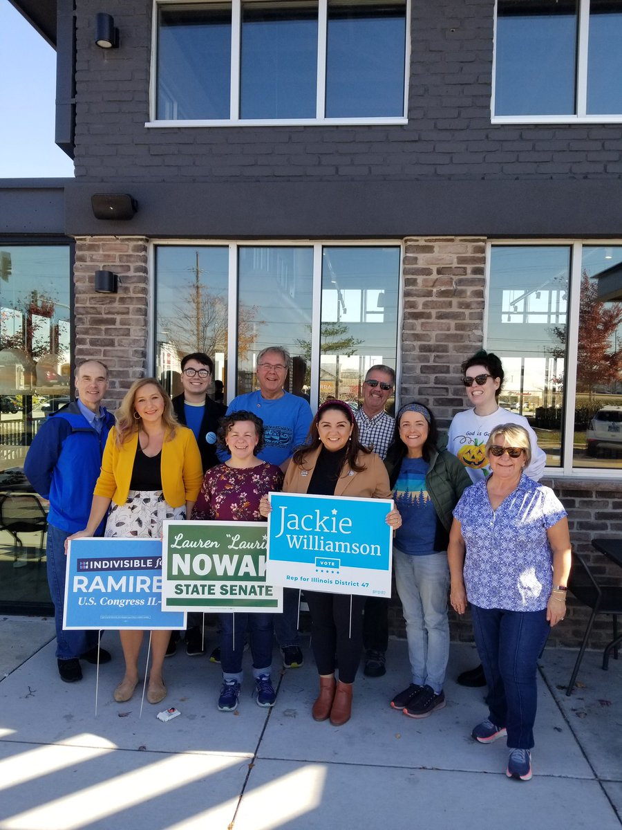 jackieforil47's tweet photo. Started the day with trees so vibrant they were glowing! We had an amazing canvass with @Delia4Congress and Laurie Nowak this afternoon! And finished the night with a beautiful sunset. I feel so lucky to be surrounded by so much support, and to live in such a beautiful city. https://t.co/xA67yFaLRf