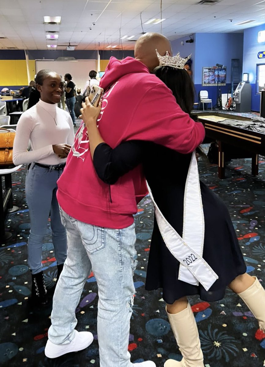 OfficerNorman's tweet photo. When you get to hug Miss Arkansas! @ebonymitchell00 🫶🏼 https://t.co/65dMYF3RbK