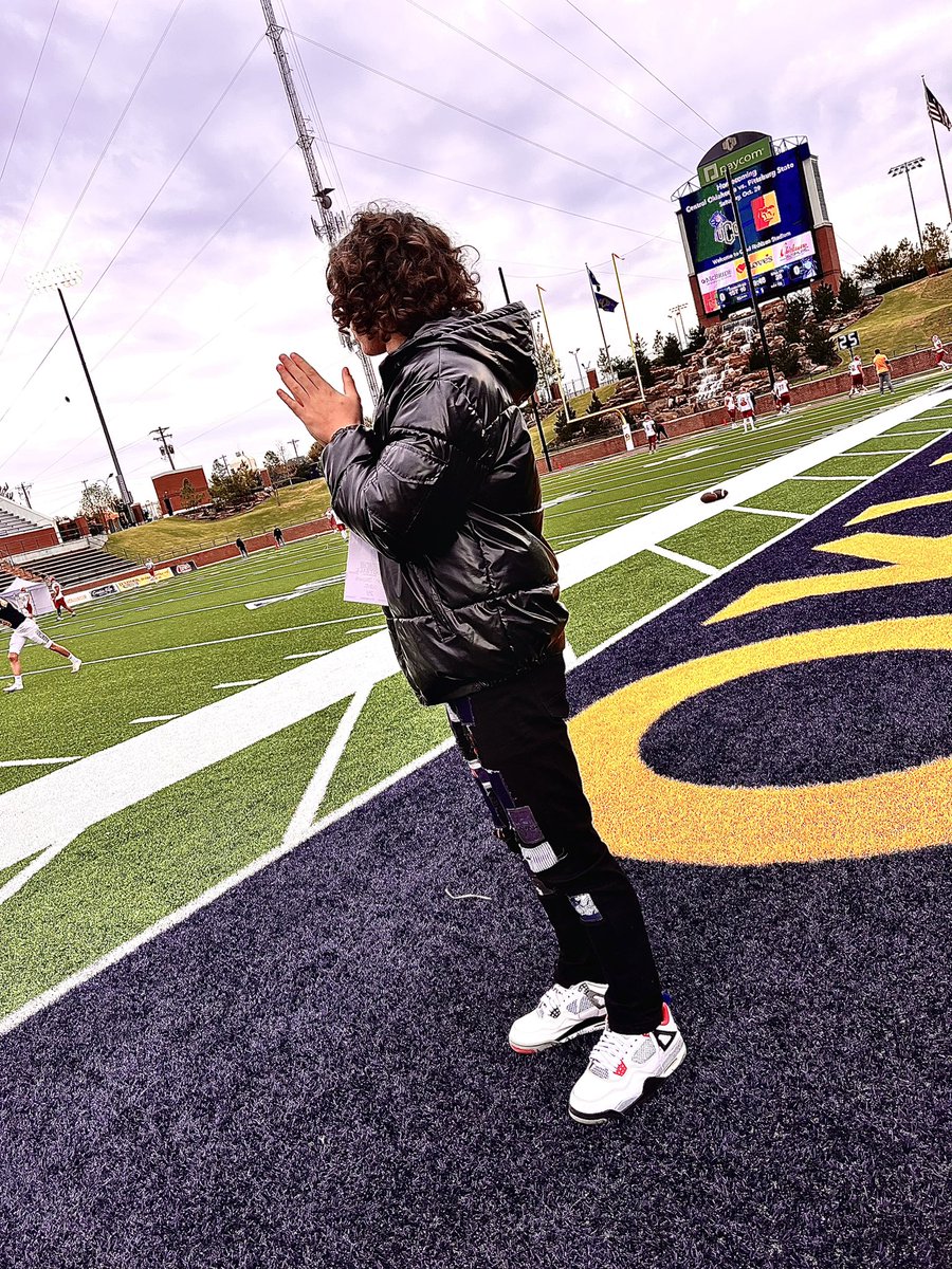 What a great opportunity, Thank you <a href="/_CoachDonald/">Dimitri Donald™</a> <a href="/ucobronchofb/">UCO Football</a> for the experience at the game day visit today‼️‼️