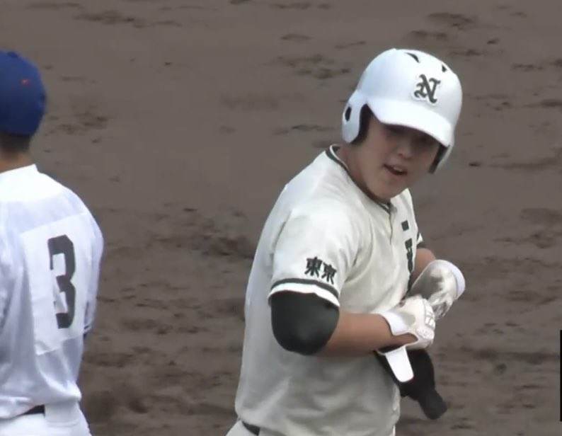 2022東京都秋季大会 準々決勝

5回オモテ
二松学舎大付2−2世田谷学園

二松０００ 1 1＝ 2
世学２００ 0   ＝２

二松学舎4番片井海斗くんのタイムリーで同点。ヤバい感じになってきた、、、やっぱ強い

#二松学舎大付
#世田谷学園野球部
#世田谷健児
#平常心是道