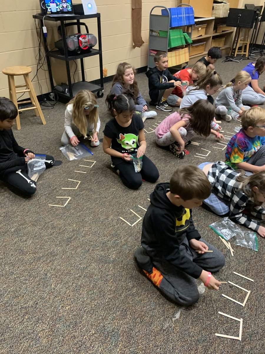 lisa_strings's tweet image. The Baker music classes had a fun time celebrating Halloween this past week...Pass the Witch&apos;s Broomstick, Spooky Skeletons with boomwhackers, composing/performing Halloween rhythms, the Pumpkin Bones song, writing/performing a story with spooky sound effects, and so much more!