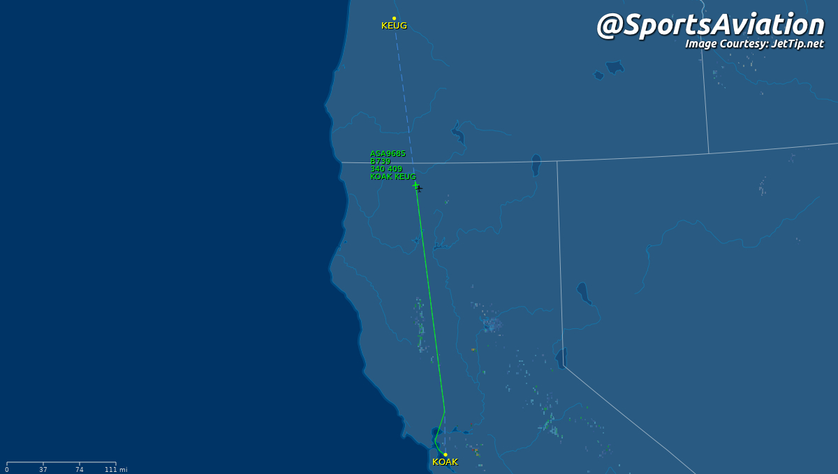 SportsAviation's tweet photo. π Oregon Ducks (@oregonfootball) #GoDucks
π W @ California Golden Bears #GoBears #OREvsCAL
βοΈ N264AK | ASA9685 | B739
π« OAK - 6:23 pm PT
π¬ EUG - 7:27 pm PT
π‘ Tracking: https://t.co/AIm56XcMbb https://t.co/poEhSQdfQn