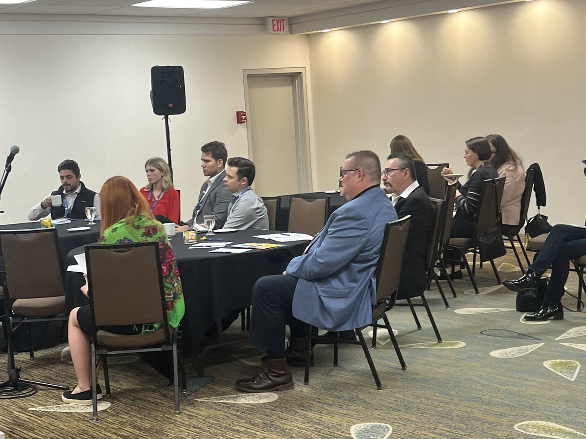 ShevFdn's tweet photo. Our best fundraisers in the community, including TSF’s Donna Turkula-Korade, shared tips on stewarding donors and best practices for raising funds for your organization during a workshop at the UCC Triennial Congress of Ukrainian Canadians. #oneculturestrong #funddevelopment https://t.co/lPnnMjht7Y
