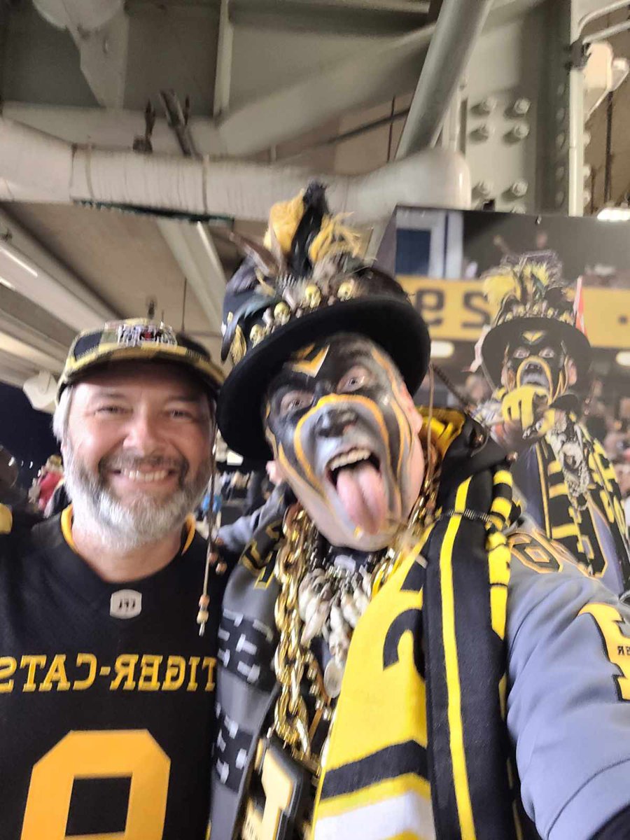 wally_walker's tweet photo. i’m ready to go all in on the #TiCats playoff run once again. @Fisslewick and i want to know if you’re ready as well. CRANK'ER UP!!!! 🔨🐯🏈🇨🇦🖤💛 #isitSundayyet #nottomorrow #nextSunday #AlsMTL #CFL #CFLplayoffs https://t.co/pXEXdglYMp