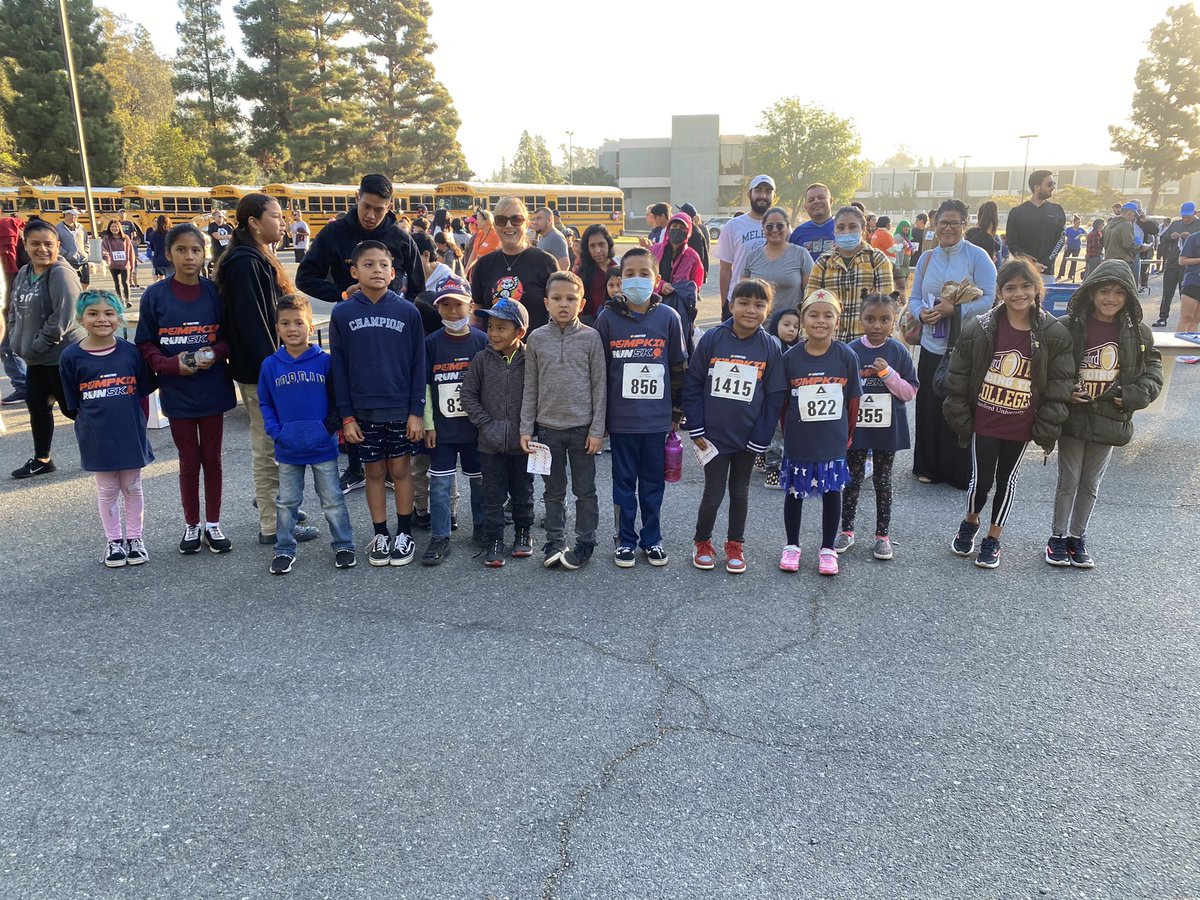 Valencia Park School tweet media