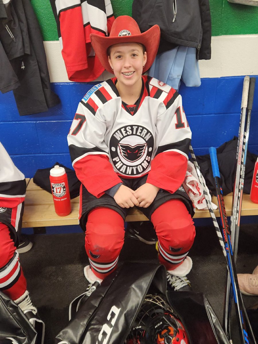 AAAPhantoms's tweet photo. Our Phantoms’ team may not have had the outcome we all were hoping for in today’s game against Moncton, but this Lady put in a big effort and put in her first goal of the season!  Way to go Rylee!! - POG #17 Rylee Feltmate
@AAAPhantoms 
#POG 
#PHANTOMSTRONG https://t.co/mqxfzaBjFx