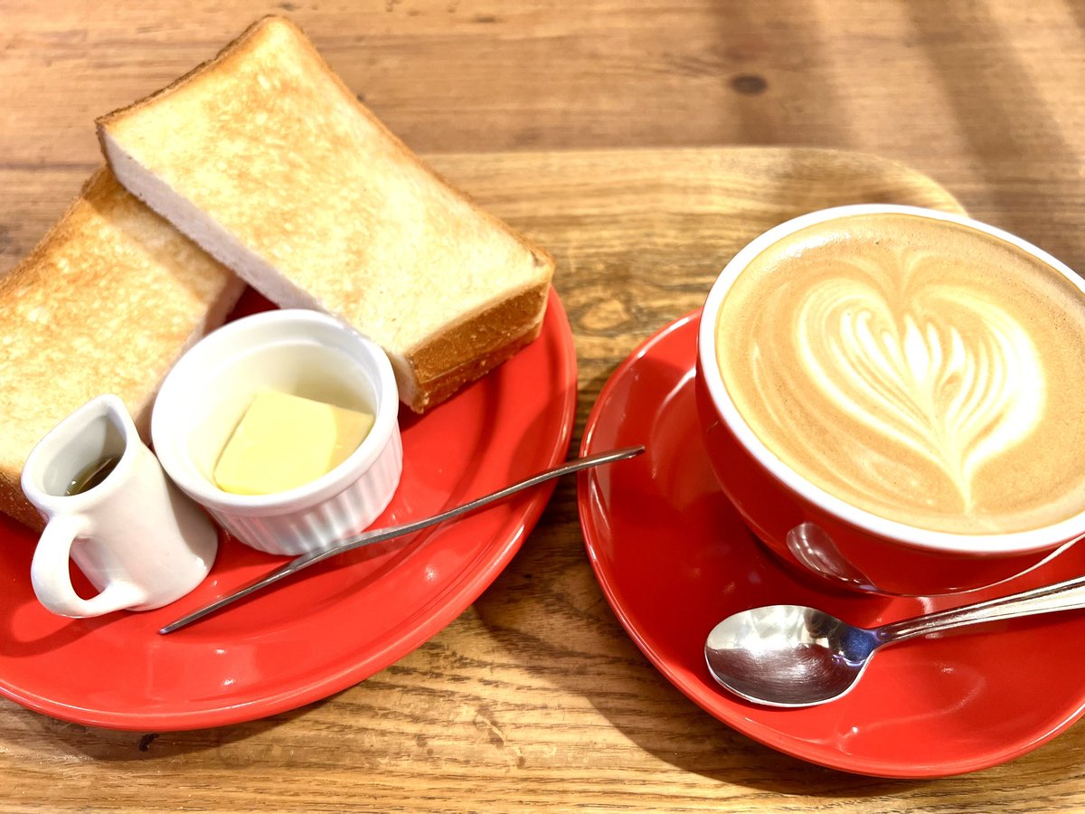 rundy2101's tweet photo. ほっと一息☕️
座ってると眠くなる🤣
#dropcoffee #モーニング https://t.co/kjInUVkDtU