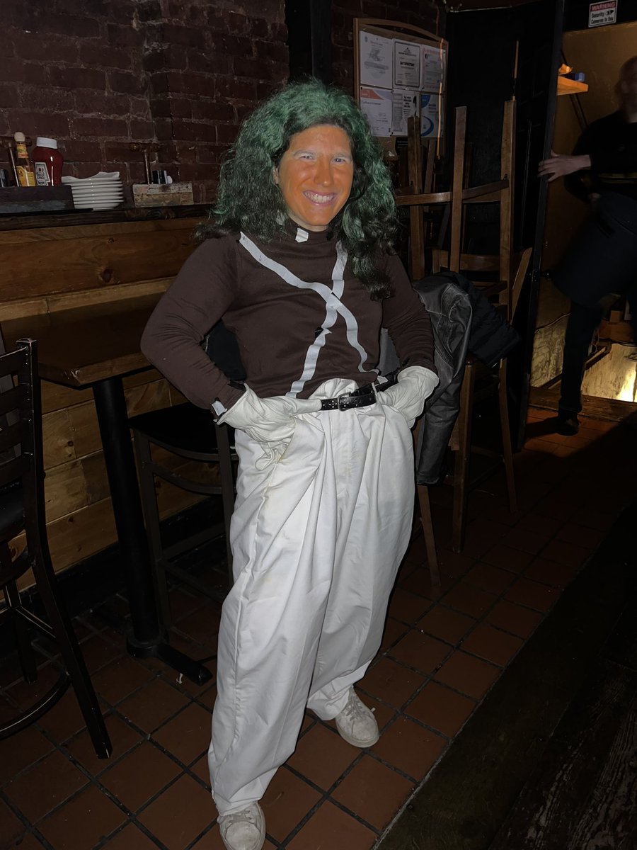 christineee4646's tweet photo. Oompa Loompa Doom Pa Dee Do I have another puzzle for you #halloween #whatdoyathink https://t.co/NZfMjK0rOe