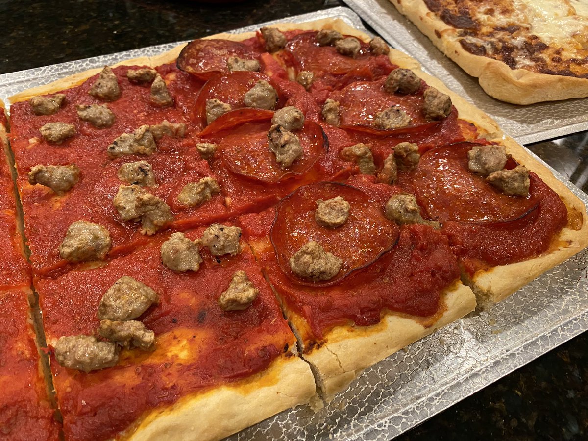 johndigiovanni's tweet photo. Love making pizza for pizza night! https://t.co/qr1773aggL
