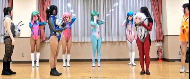 suitzen's tweet photo. フォロワー数が1000人になりました。感謝の気持ちを込めてプレゼント致します。

メルカリを使ってみてね！
今メルカリを始めると2,000円分お得にお買いものできる招待コード【DNHQNV】を贈りました🎁

アプリをインストールして登録してね👇
https://t.co/ad5dFiJAYu https://t.co/T1fNSKJBMG