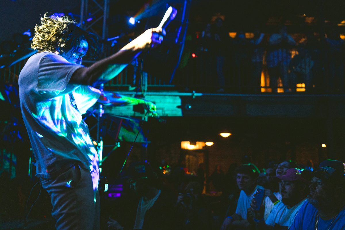 .@themurlocs' heavy grooves kicking off at @StubbsAustin! @tfs_theband and the mighty @kinggizzard up next! Dream lineup from OZ! Photos by @rohofoto & Ismael Quintanilla