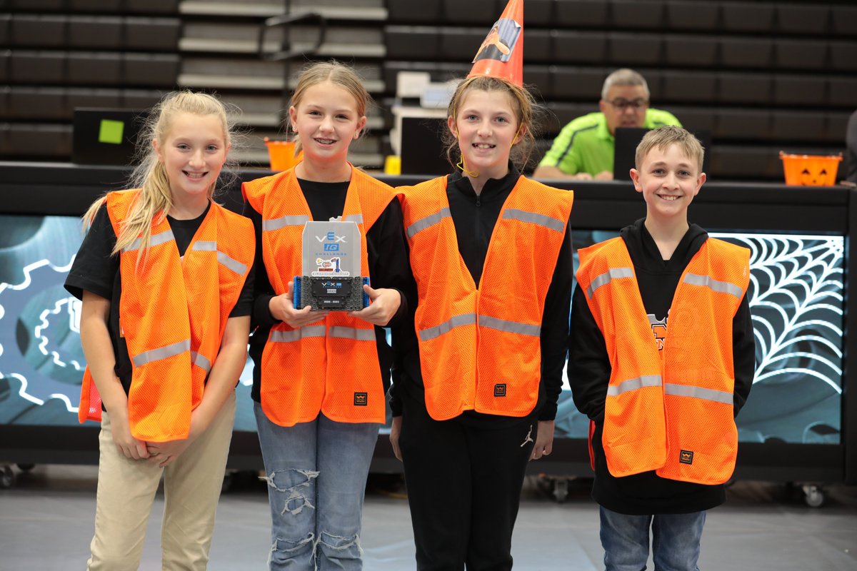North Union Robotics (@nu_robotics) on Twitter photo Congratulations to a few of our 6th grade #VEXIQ teams as they kicked off the season today with a couple of awards! 28102A - Screaming Flamingoes won the Judges Award and 28102C - The Traffic Cones won the Design Award! <a href="/NUMS_Principal/">NUMS_Principal</a> #RECFoundation #Slapshot Congratulations to a few of our 6th grade #VEXIQ teams as they kicked off the season today with a couple of awards! 28102A - Screaming Flamingoes won the Judges Award and 28102C - The Traffic Cones won the Design Award! <a href="/NUMS_Principal/">NUMS_Principal</a> #RECFoundation #Slapshot