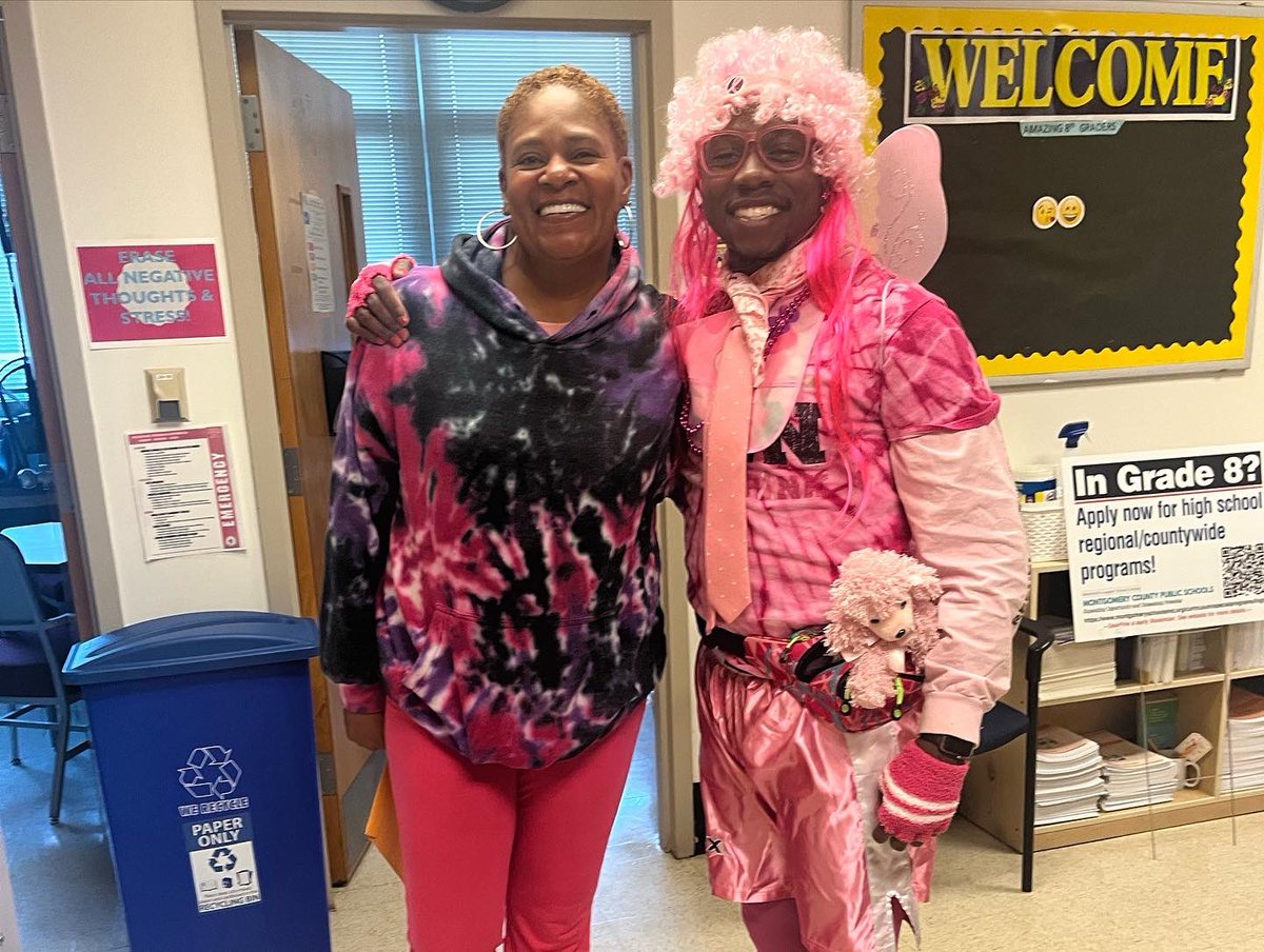 Sligo MS PinkOut Friday! #pinkwarrior #BreastCancerAwarenessMonth #earlydetectioncansavelives
#9yearthriverandsurvivor