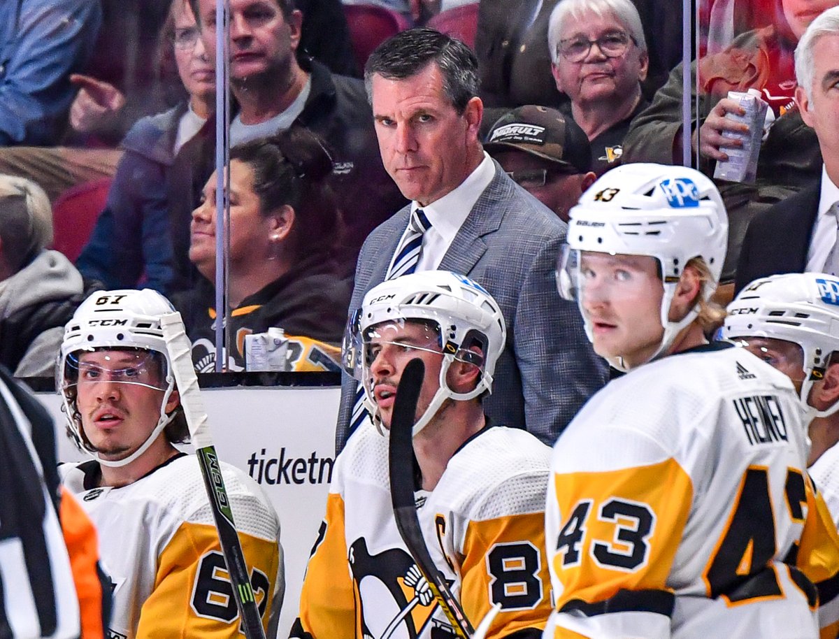 penguins's tweet photo. We have a big milestone to announce ‼️

Tonight, head coach Mike Sullivan is coaching his 516th game with Pittsburgh, tying Ed Johnston for the most games coached in franchise history. https://t.co/s8pzCnRcWH